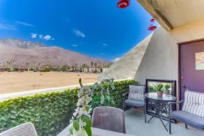 Palm Springs Mountain-View Condo with Pool Access!